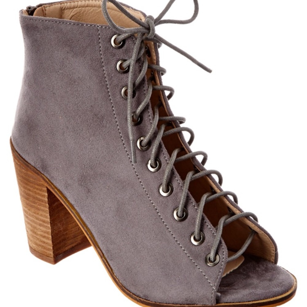 Grey boots